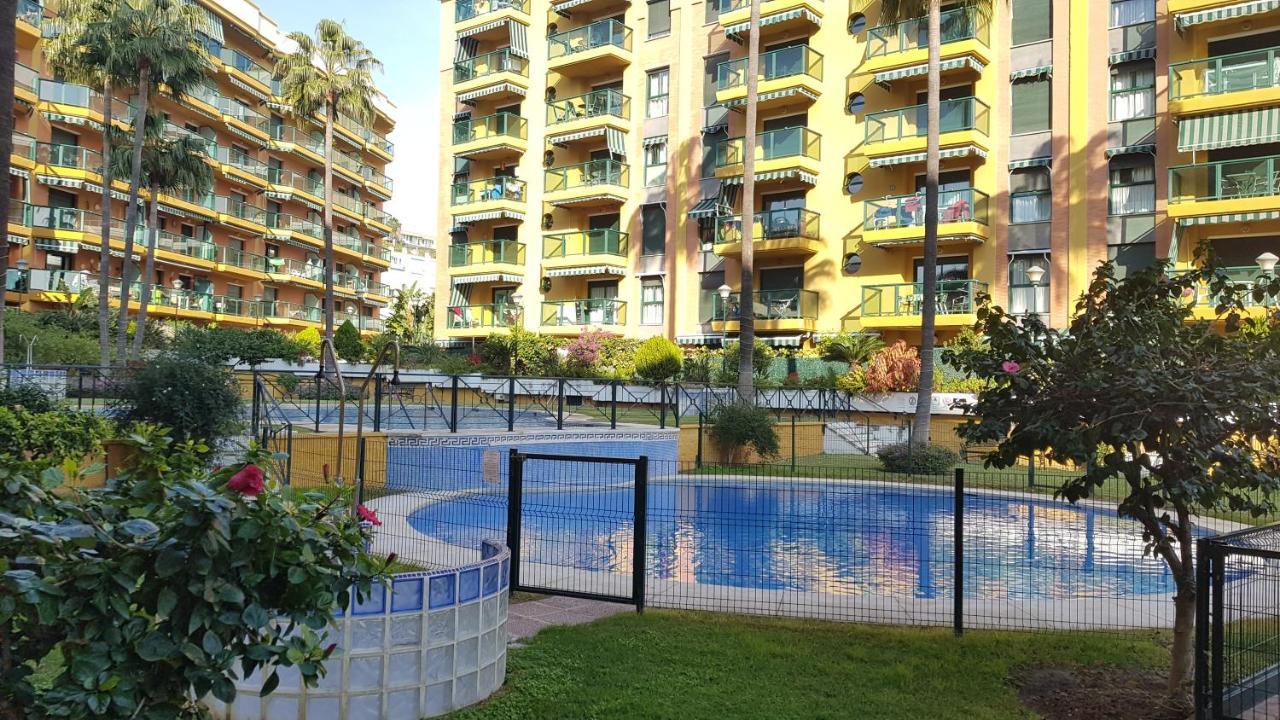 Impresionante Primera Linea De Playa, Bajondillo Beach Torremolinos Luaran gambar